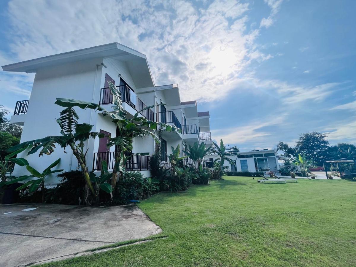 White Seaview Residence Klong Muang Beach Exterior photo