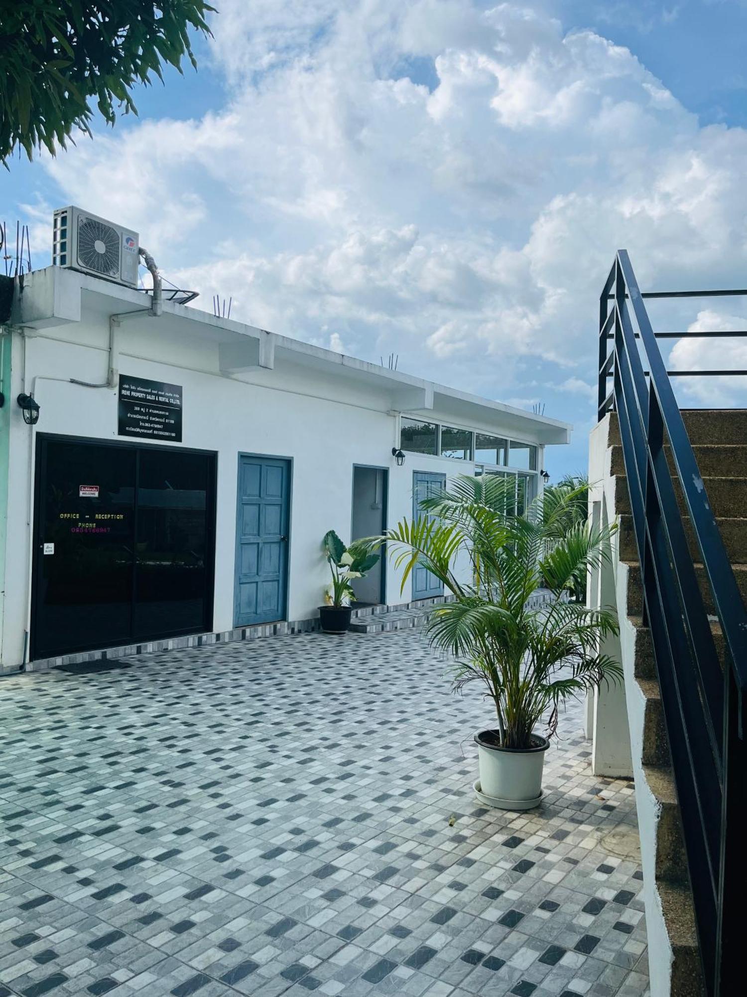 White Seaview Residence Klong Muang Beach Exterior photo